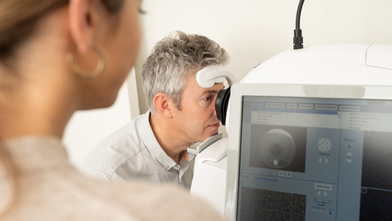 Looking in to machine - optometrist monitoring.jpg